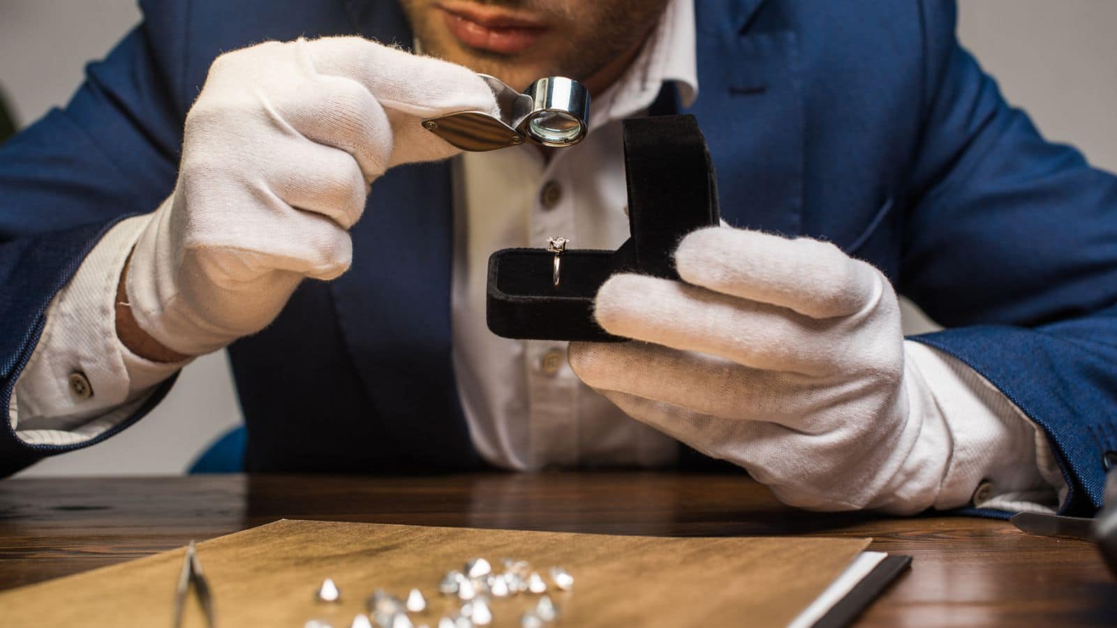 12 Super Expensive Items That Are Really Cheap to Make 12 Super Expensive Items That Are Really Cheap to Make